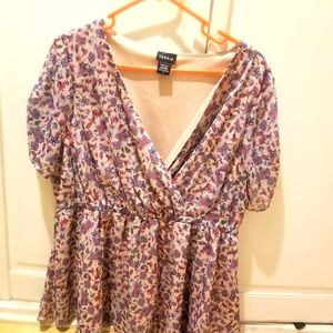💕TORRID💓 TOP  [10]